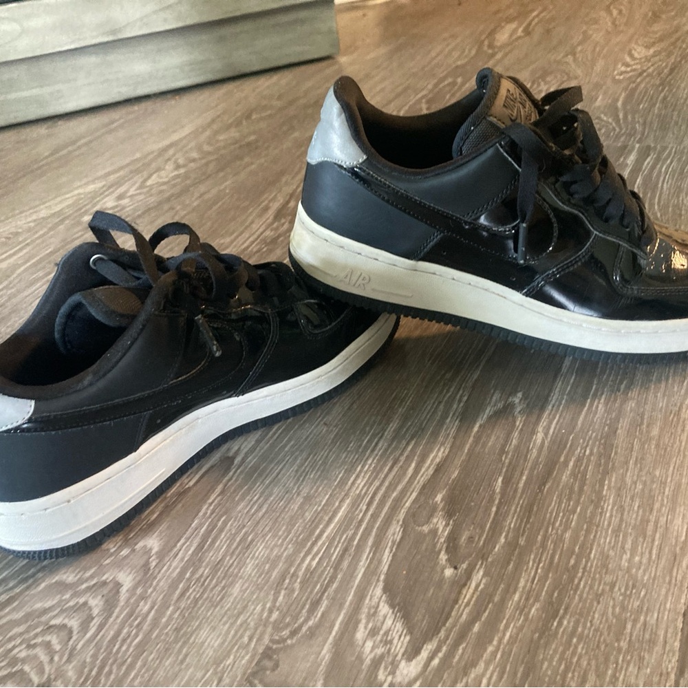 Nike Black and Gray Women's Shoes